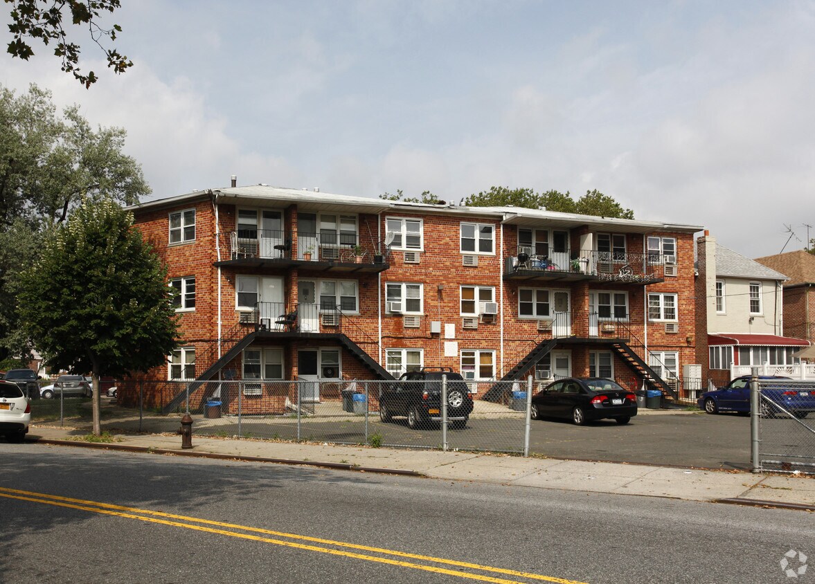 Building Photo - 1960 E 46th St