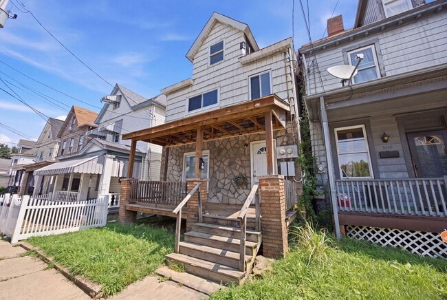 Photo - 3032 Merwyn Ave Apartment
