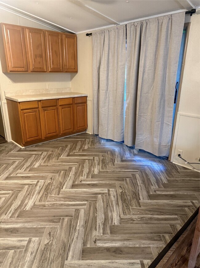 Foto del edificio - 10 Southwood Shores Dr