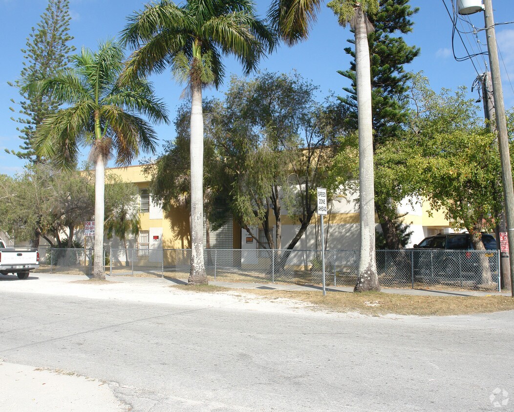 Foto del edificio - 31 NW 5th St