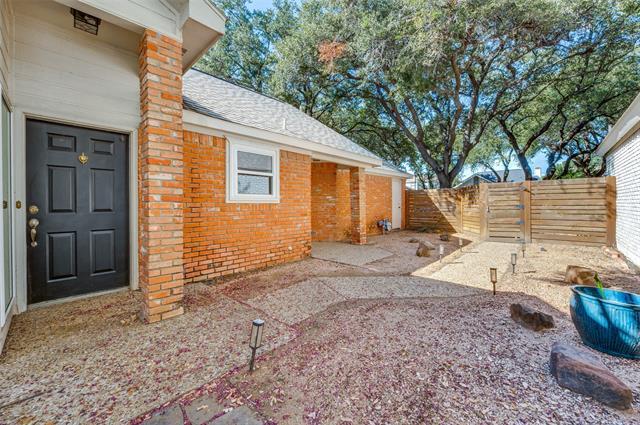 Foto del edificio - 4028 Rive Ln