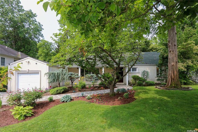 Foto del edificio - 32 Brampton Ln