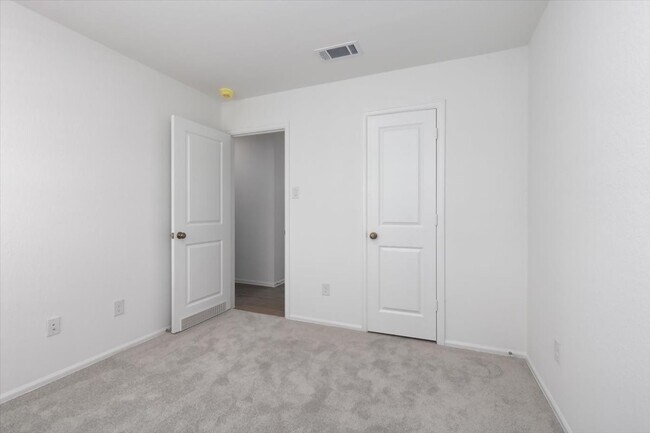 Foto del edificio - 19513 Rosali Meadow Dr