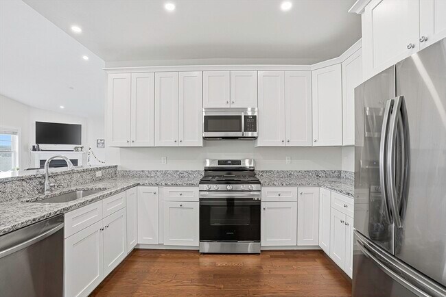 Foto del edificio - 52 Logan's Run