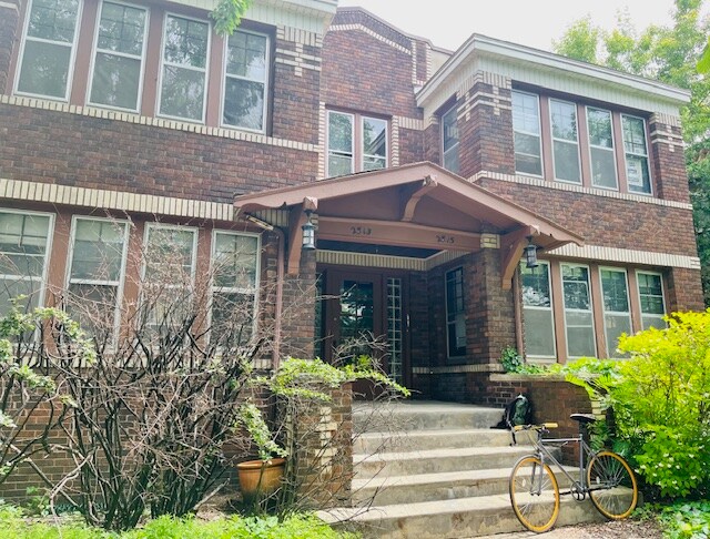 Building Photo - 2513 Emerson Ave S