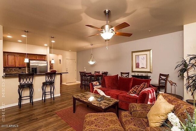 Foto del edificio - 20660 N 40th St
