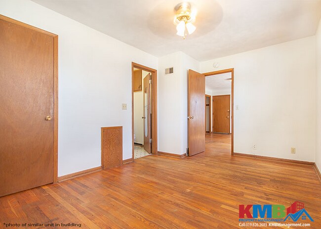 Building Photo - 307 30th Street Dr SE