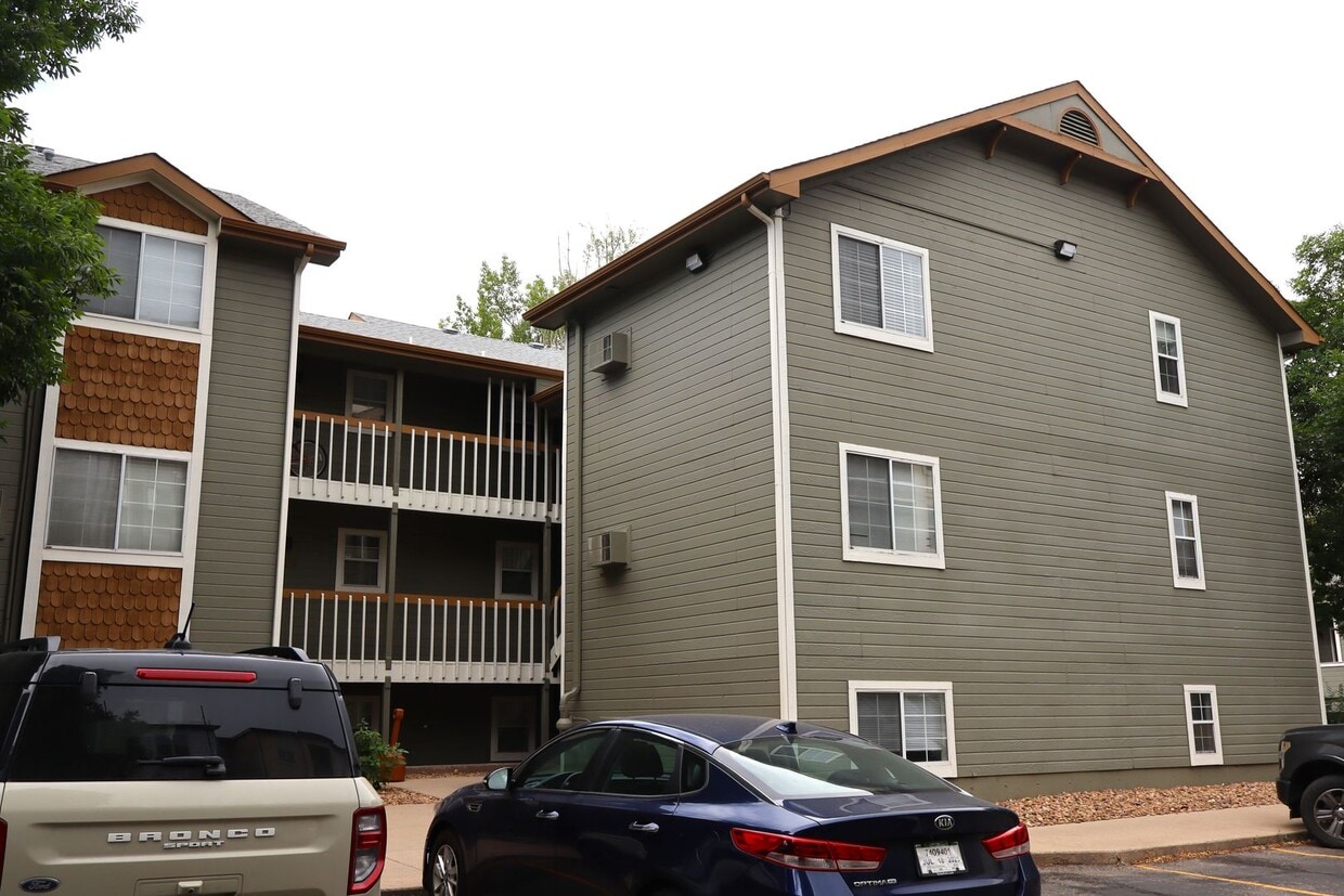 Primary Photo - Fort Collins 2 Bedroom Condo – Walk to CSU!