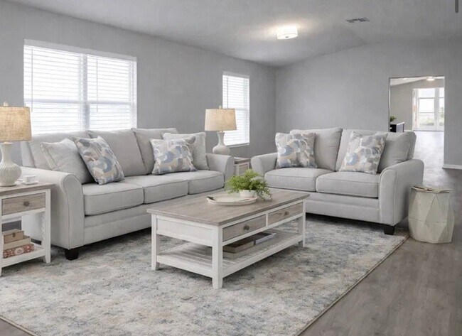 Foto del edificio - 5651 SW 40th Pl