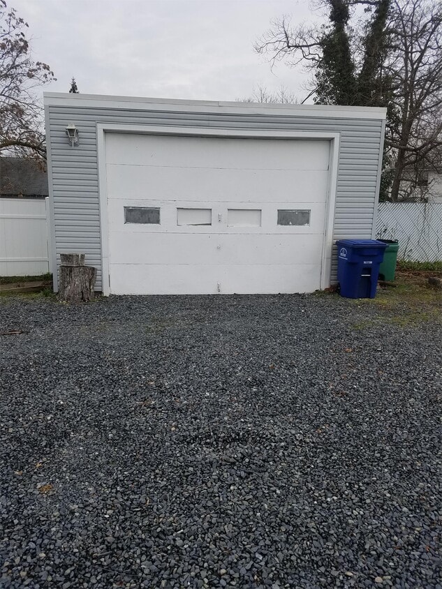 Photo - 711 Bridgeboro St (Riverside, NJ)