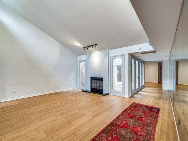 Foto del edificio - 3626 Routh St