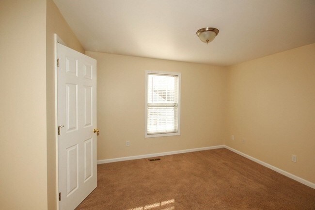 Building Photo - 1491 Edgeley Way