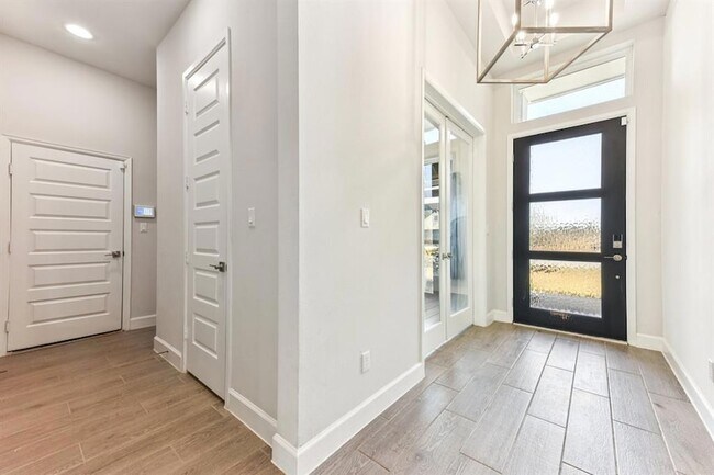 Foto del edificio - 163 Kellogg Ln