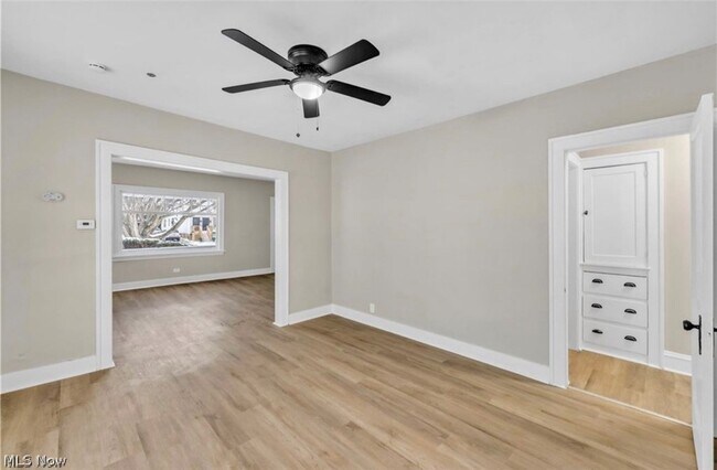 Foto del edificio - 3522 E 154th St