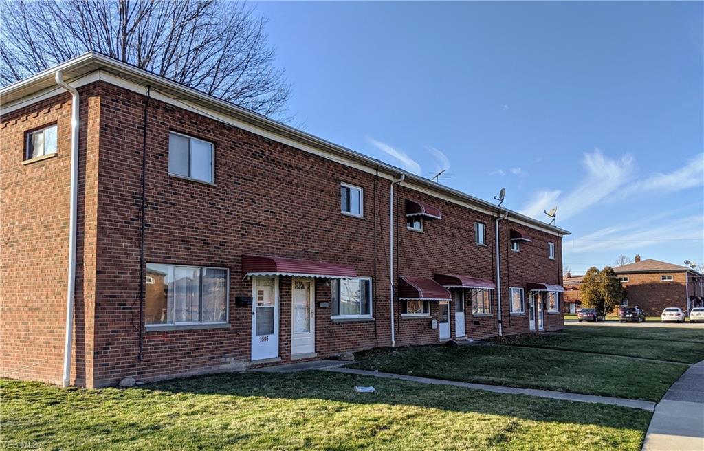 1592 Ridgewick Dr, Wickliffe, OH 44092 Condo for Rent in Wickliffe