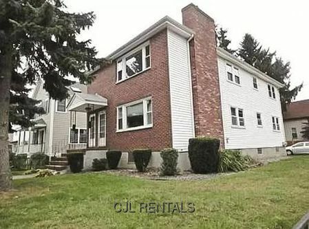 Foto del edificio - 76 Grant Ave