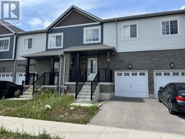 Building Photo - 70 Brown Bear St