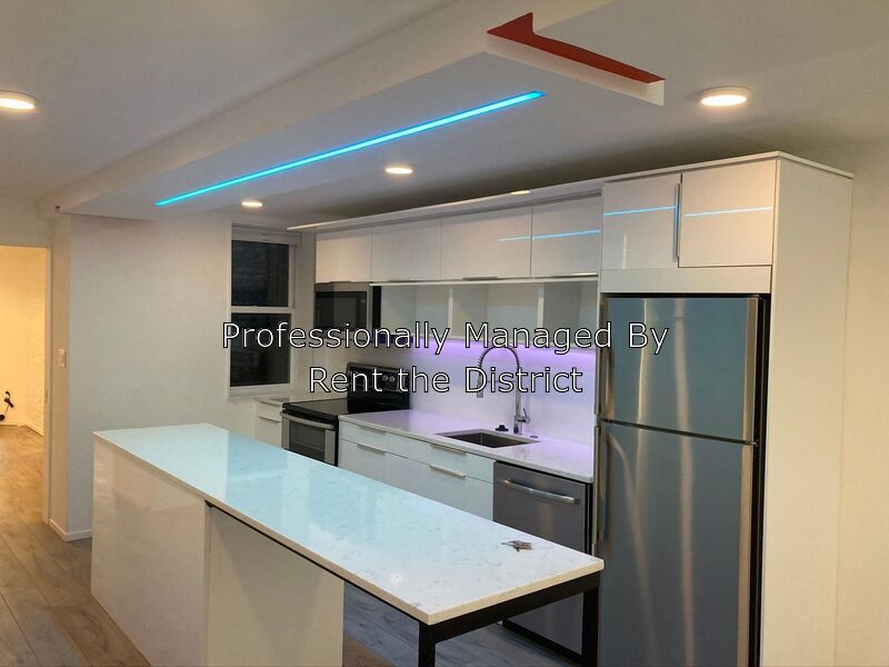 Foto principal - 1215 Harvard St NW