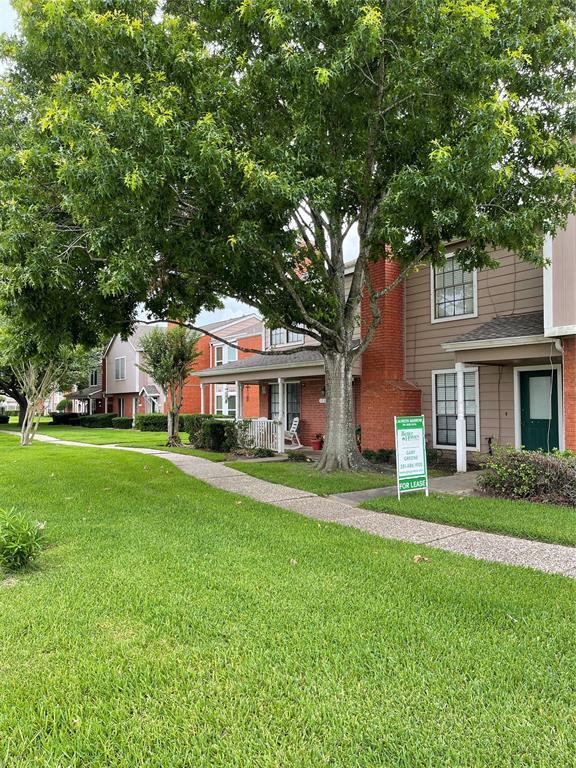 Primary Photo - 17315 Saturn Ln
