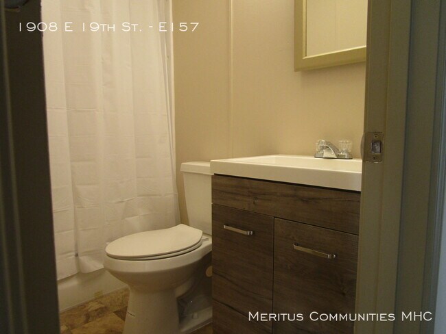 Foto del edificio - Move in today with NO rent until 4/1/2020!!