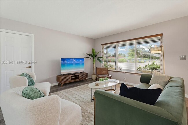 Foto del edificio - 2825 NW 9th Ave