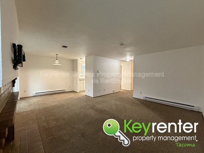 Foto del edificio - 7410 63rd St Ct W