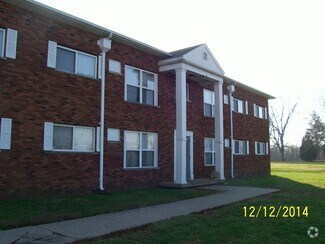 3 Bedroom Apartments For Rent In Junction Il Apartments Com