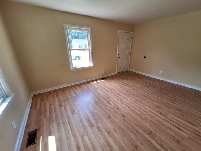 Foto del edificio - 3007 Penway Ave