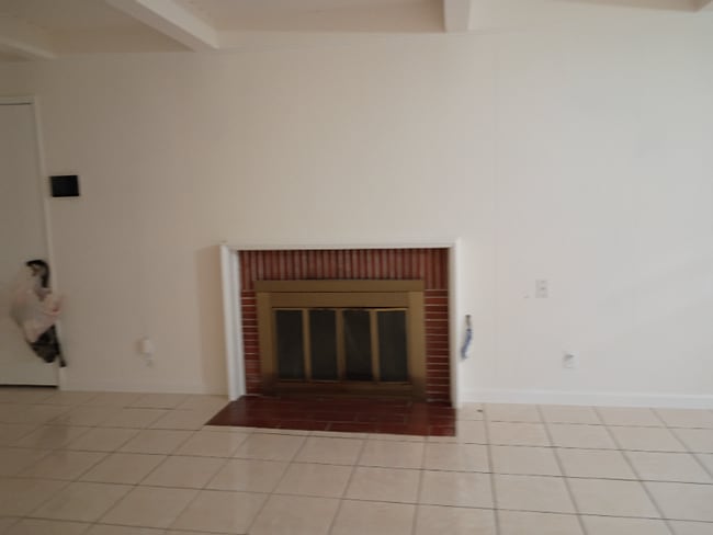 Foto del edificio - 5605 Layton Dr