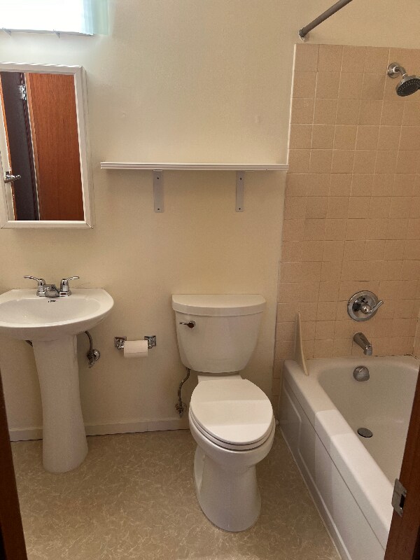 Building Photo - 412 N 45th St