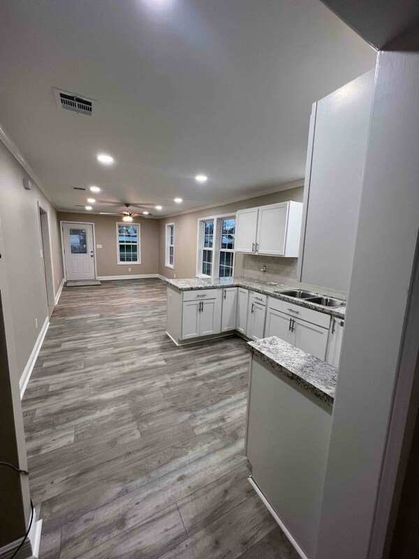 Foto principal - 302 N Bienville St