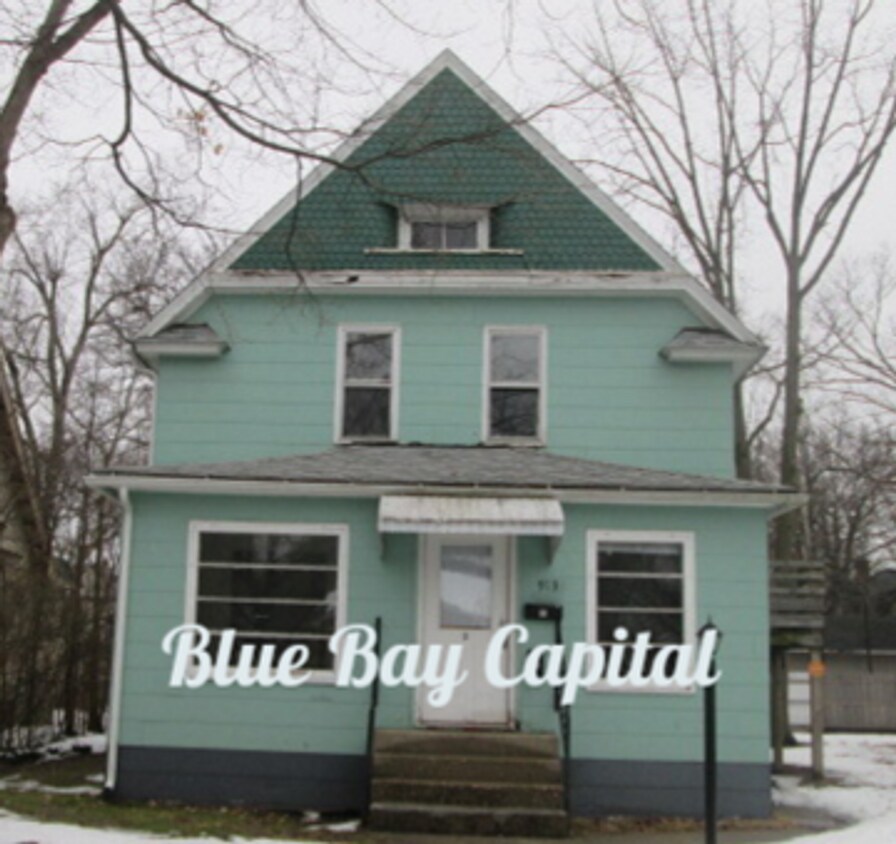 Primary Photo - 913 Egleston Avenue