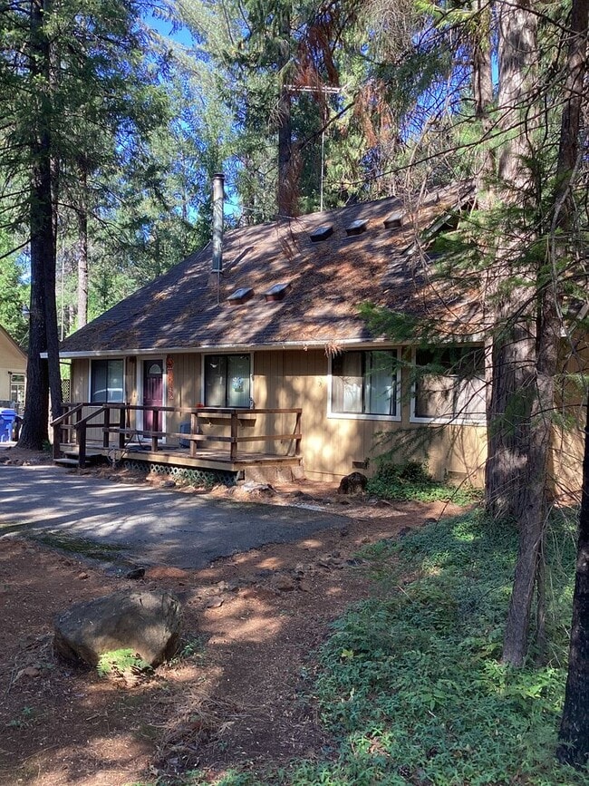 Building Photo - 15102 Jack Pine Way
