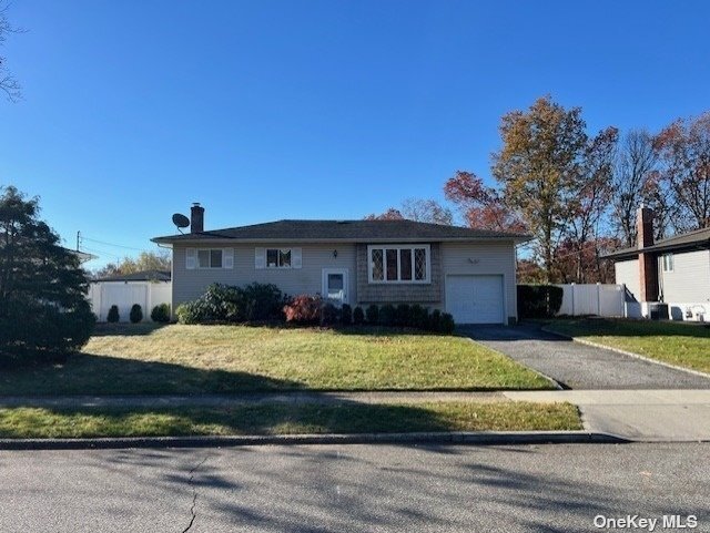 Building Photo - 44 Seneca Dr