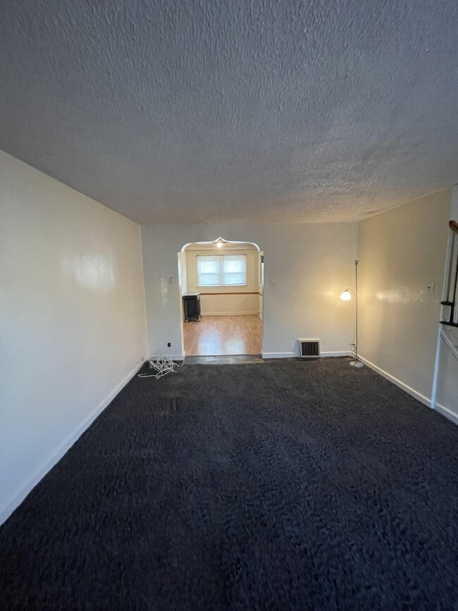 Building Photo - 2810 Stevens St
