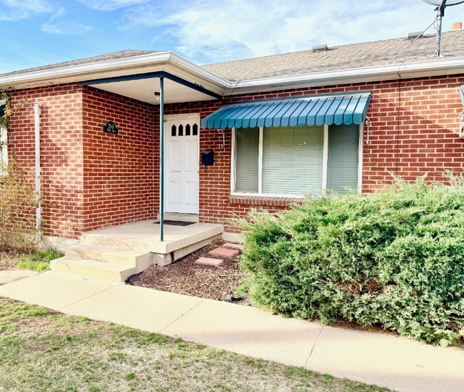 Building Photo - 2546 S 1700 E