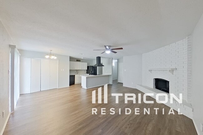 Foto del edificio - 10022 Deer Hollow Dr