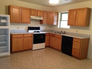 Foto del edificio - 112 Blue Spruce Ln