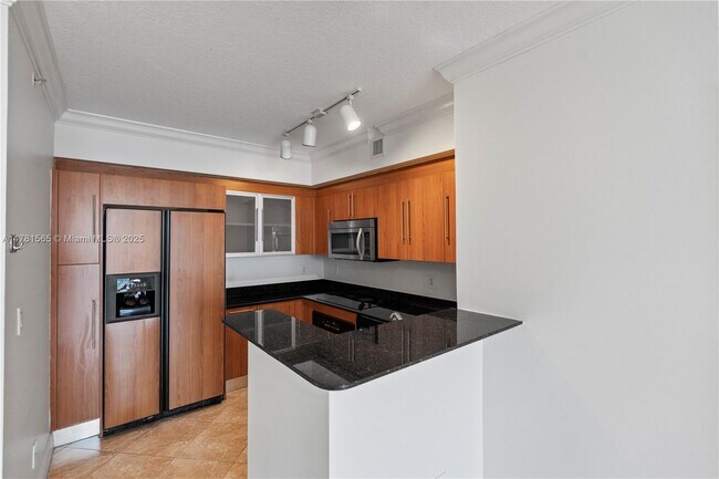 Foto del edificio - 325 S Biscayne Blvd