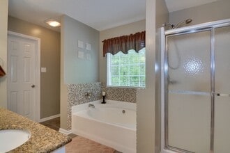 Building Photo - 4740 Savannah Ln