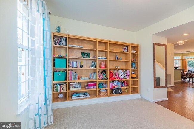 Building Photo - 4079 Britwell Pl