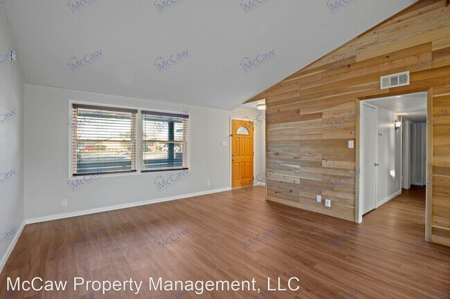 Foto del edificio - 3 br, 2 bath House - 12058 High Meadow Ct.