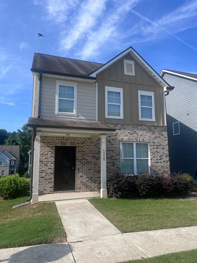 Primary Photo - Nice home in Atlanta Area