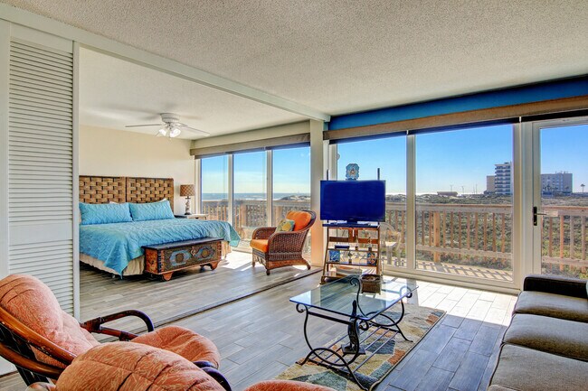 Foto del edificio - 14810 Windward Dr