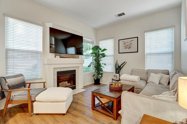 Foto del edificio - 285 Woodcrest Ln