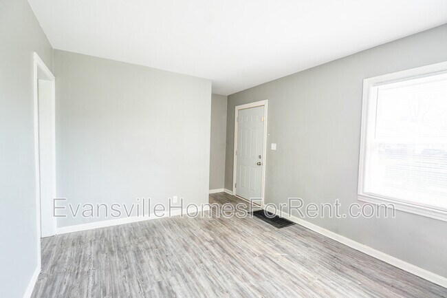 Foto del edificio - 1112 Bellemeade Ave