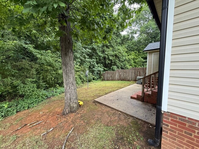Building Photo - 2831A Bobwhite Cir