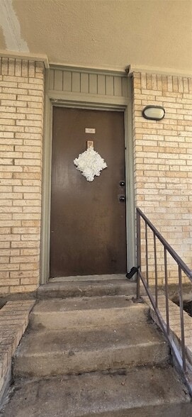 Foto del edificio - 12830 Midway Rd