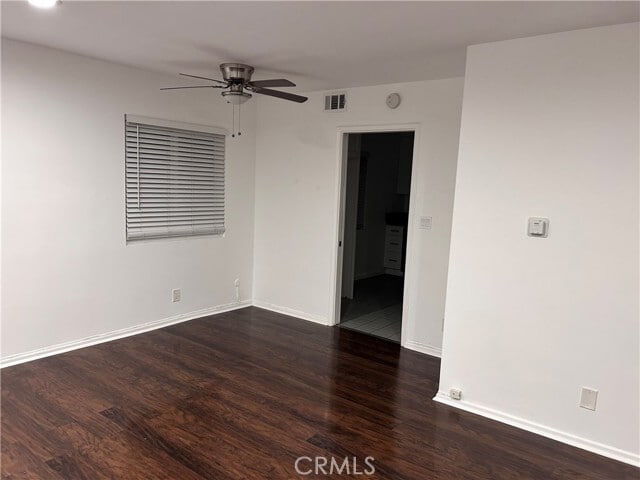 Building Photo - 234 W Linden Ave