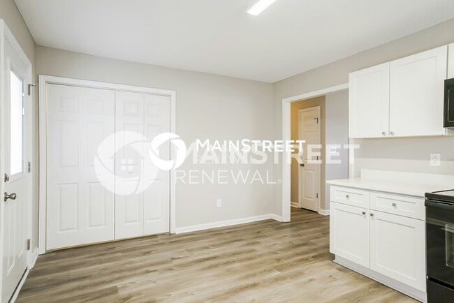 Foto del edificio - 3 Bedroom Pet-Friendly Home in Smithfield,...